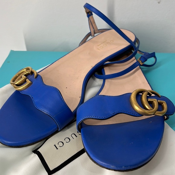 Goes well with any outfit - Picture 1 of 4